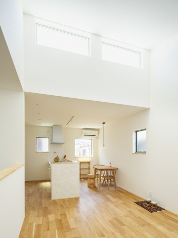 施工例｜光と風をまとう、コンパクトで開放的な住まい