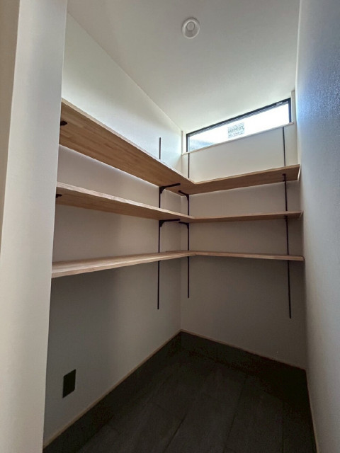 クロス工事完了