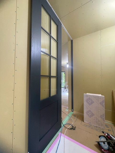 建具取り付け