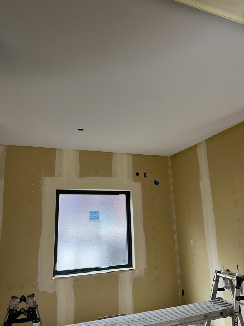 クロスのパテ処理